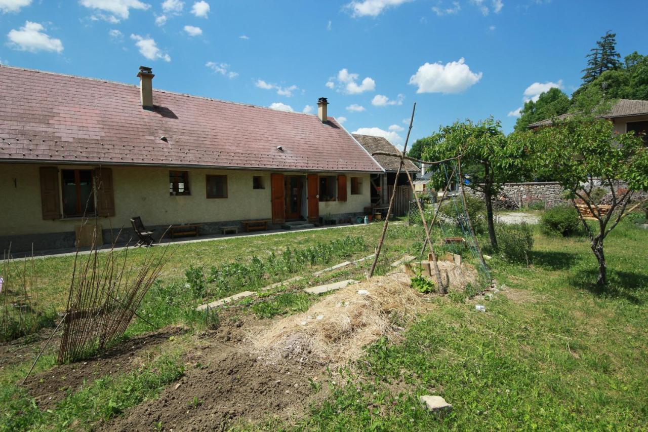 Chambres Et Table D'Hote Le Petit Radis Lus-la-Croix-Haute Kültér fotó